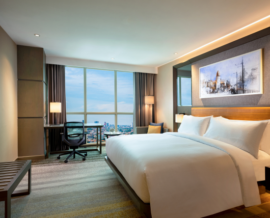 Hotel DoubleTree by Hilton Surabaya, Indonesia - Kamar Superior